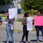 Exigen imparcialidad en proceso contra cinco policías detenidos por desaparición, en Acapulco